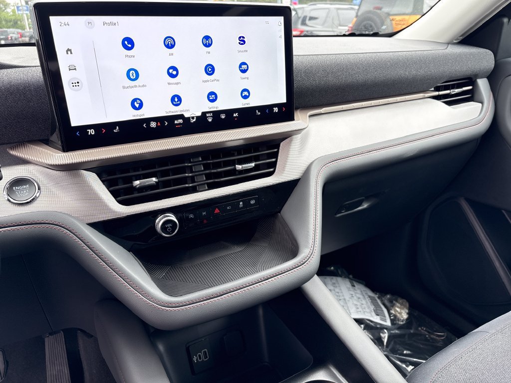 New 2026 Ford Explorer Active AWD/4WD image 15