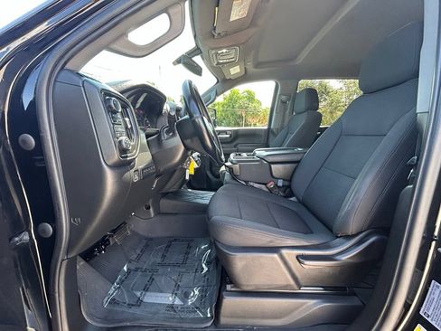 Used 2023 Chevrolet Silverado 2500 Custom w/ Custom Value Package AWD/4WD image 11