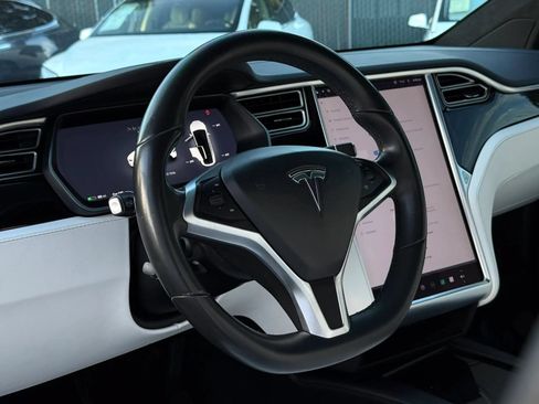 Used 2017 Tesla Model X 100D AWD/4WD image 16