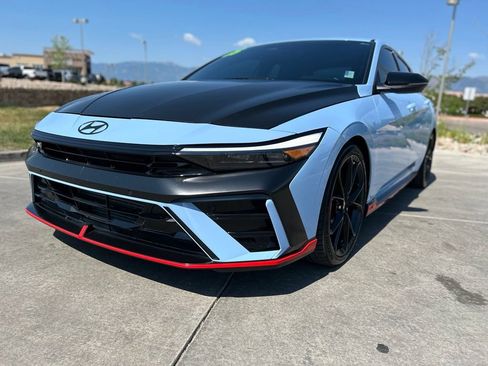 Used 2025 Hyundai Elantra N FWD image 3