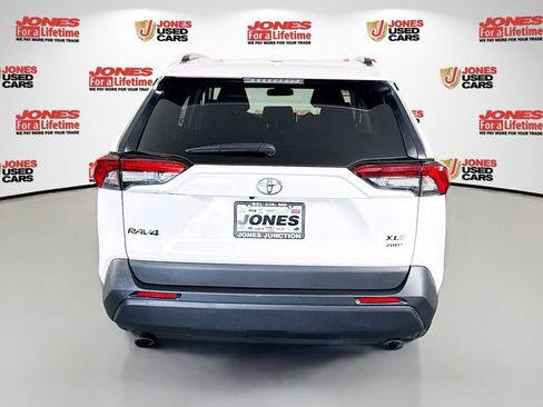 Certified 2024 Toyota RAV4 XLE w/ Convenience Package AWD/4WD image 16