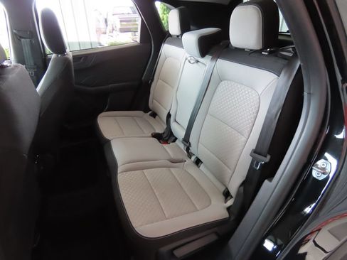 Used 2024 Ford Escape Active FWD image 27
