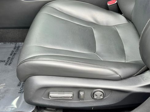 Used 2023 Honda Accord Sport image 11