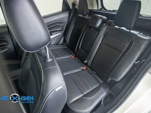 Used 2019 Ford EcoSport Titanium AWD/4WD image 32