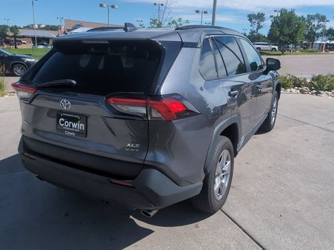 Used 2025 Toyota RAV4 XLE AWD/4WD image 7