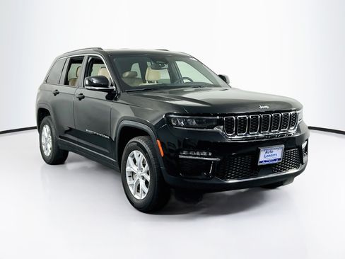 Used 2023 Jeep Grand Cherokee Limited AWD/4WD image 3