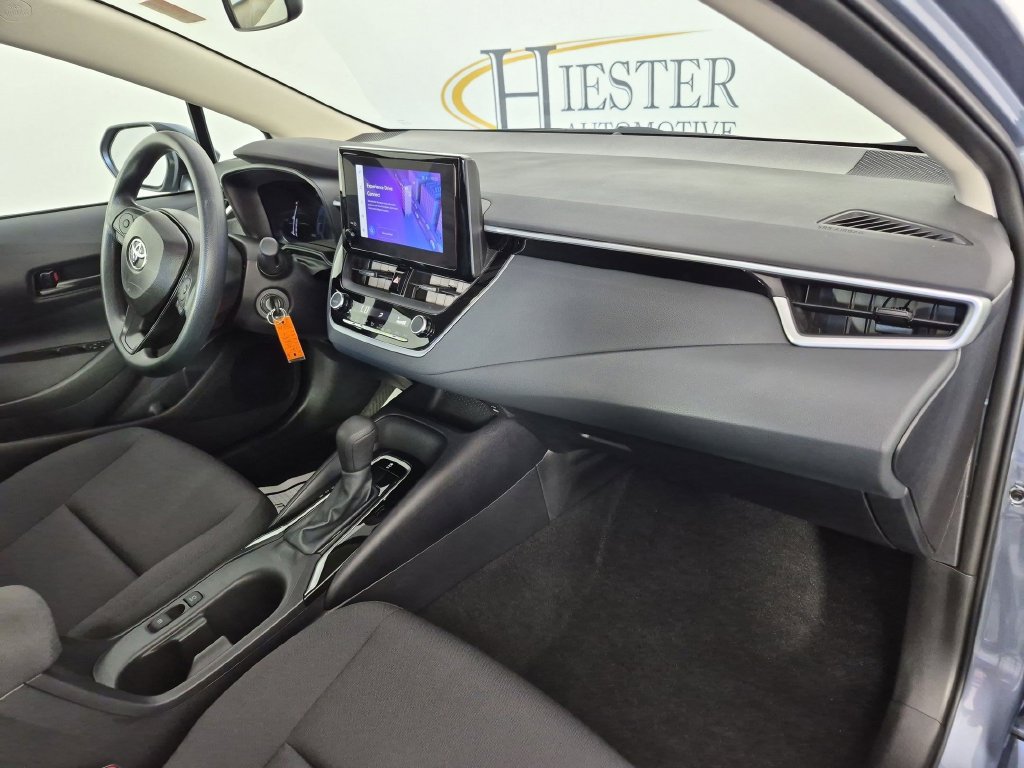 Used 2026 Toyota Corolla LE FWD image 37