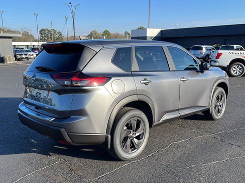 New 2026 Nissan Rogue SV image 3