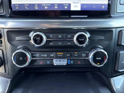 Used 2023 Ford F150 Lariat image 21