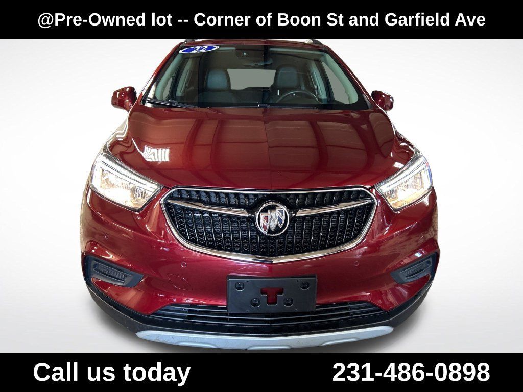 Used 2022 Buick Encore Preferred w/ Safety Package II AWD/4WD image 8
