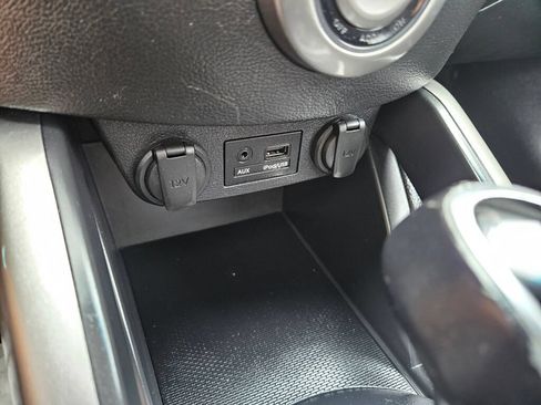 Used 2013 Hyundai Veloster w/ Style Pkg FWD image 21
