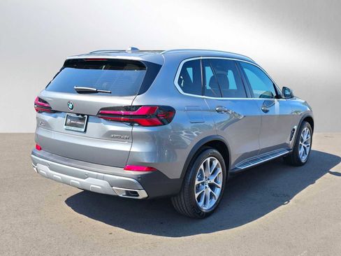 Used 2026 BMW X5 xDrive40i image 3