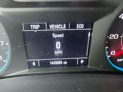 Used 2020 Chevrolet Equinox LS image 21