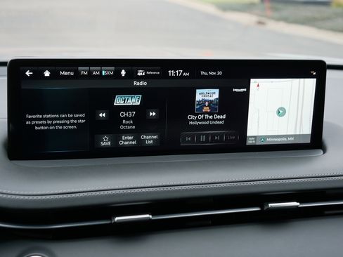 Used 2025 Genesis GV70 3.5T Sport w/ Sport Advanced Package image 22