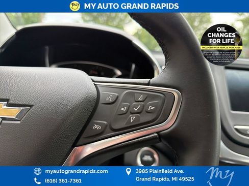 Used 2024 Chevrolet Equinox LT AWD/4WD image 16