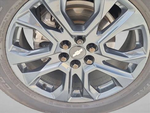 Used 2020 Chevrolet Traverse RS w/ LPO, Floor Liner Package FWD image 26