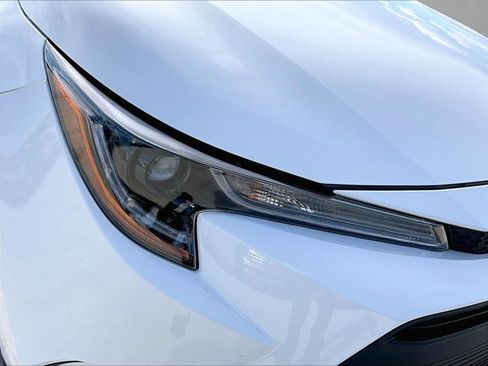 Used 2024 Toyota Corolla LE FWD image 30