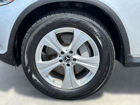 Used 2018 Mercedes-Benz GLC 300 image 13