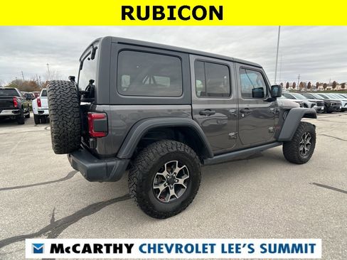 Used 2018 Jeep Wrangler Unlimited Rubicon w/ Dual Top Group image 14