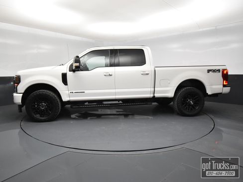 Used 2021 Ford F350 Lariat image 3