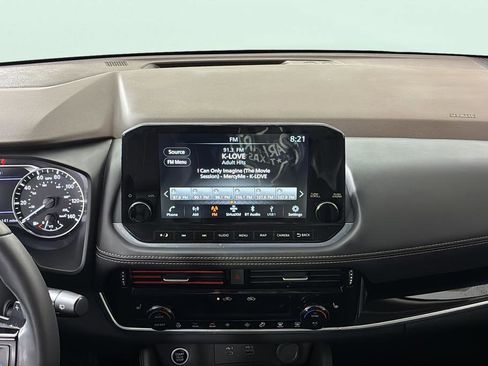 Used 2023 Nissan Rogue SL w/ SL Premium Package FWD image 20