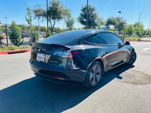 Used 2021 Tesla Model 3 Long Range AWD/4WD image 11