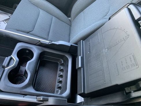 Used 2019 RAM 1500 Big Horn RWD image 26