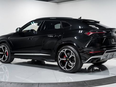 Used 2020 Lamborghini Urus AWD/4WD image 5