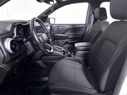 Used 2024 Chevrolet Colorado LT w/ LT Convenience Package II image 20