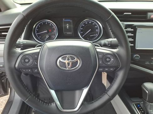 Used 2019 Toyota Camry SE image 27
