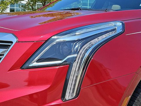 Certified 2019 Cadillac XT5 Premium Luxury w/ Driver Assist Package FWD image 9