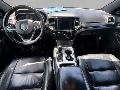 Used 2019 Jeep Grand Cherokee Limited RWD image 16