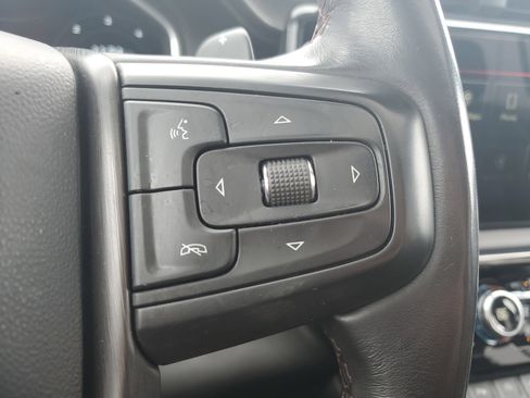 Used 2024 GMC Sierra 1500 AT4X image 14