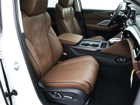 Certified 2026 Acura MDX SH-AWD w/ Advance Package image 16