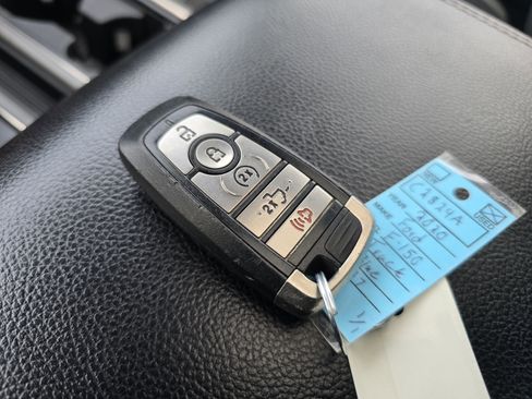 Used 2020 Ford F150 Raptor w/ Equipment Group 802A Luxury image 36