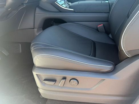 New 2026 INFINITI QX80 Luxe image 15