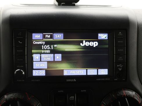Used 2017 Jeep Wrangler Unlimited Sport AWD/4WD image 21