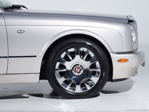 Used 2005 Bentley Arnage R image 23