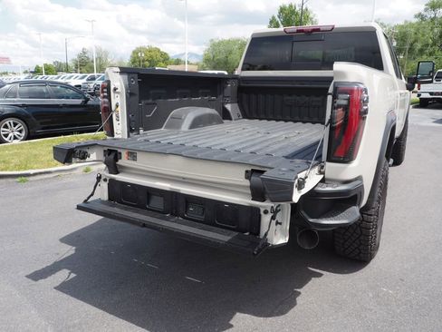 Used 2026 GMC Sierra 2500 AT4X AWD/4WD image 17