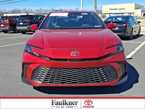 Certified 2025 Toyota Camry SE image 2