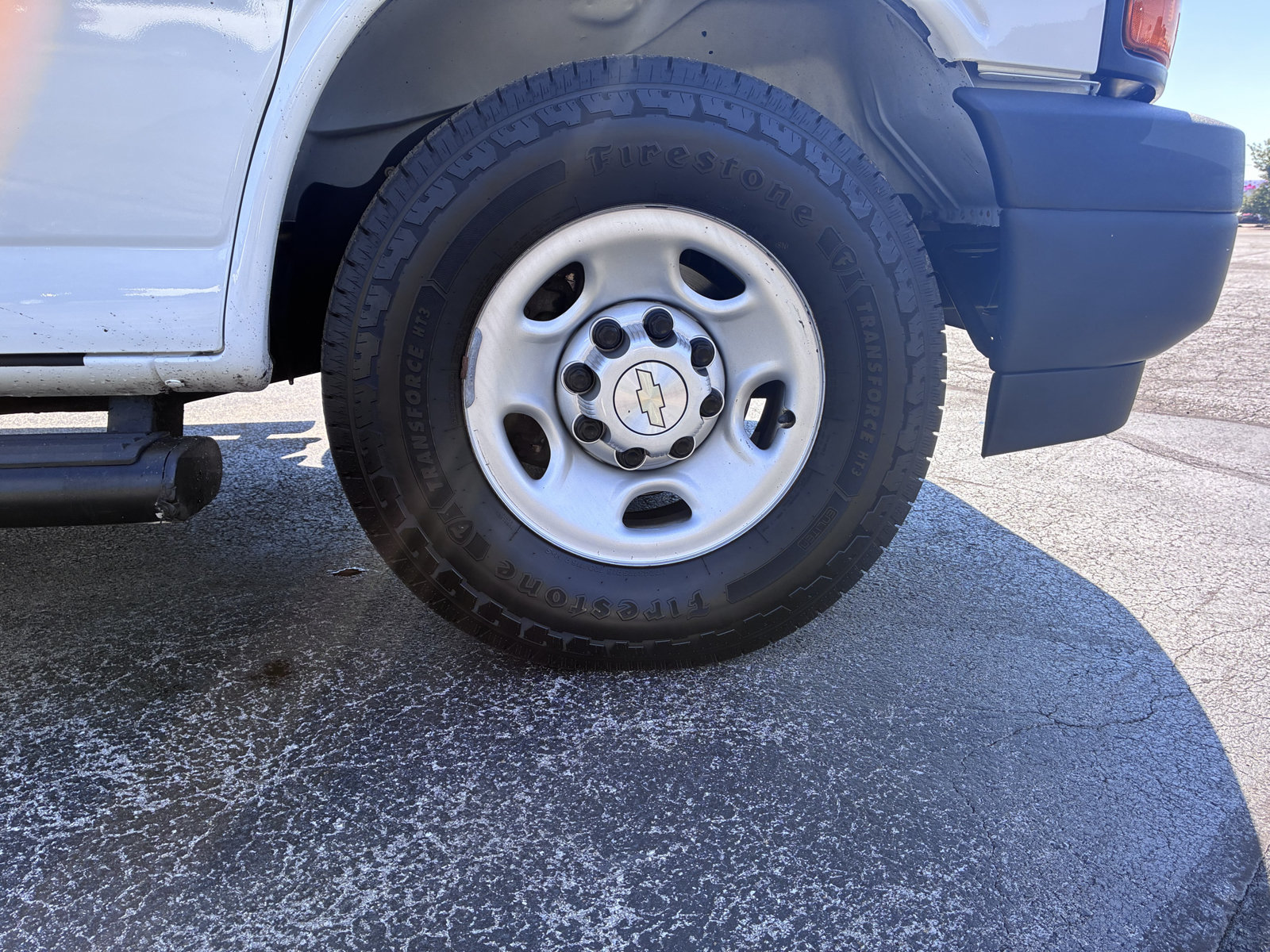 Used 2020 Chevrolet Express 2500 LS RWD image 10