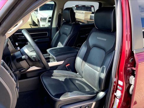 Used 2022 RAM 1500 Laramie w/ Laramie Southwest Edition image 7