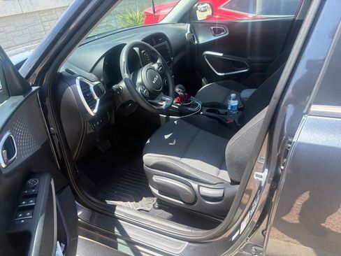 Used 2023 Kia Soul LX w/ Option Group 015 FWD image 8