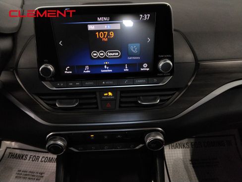 Used 2024 Nissan Altima 2.5 SV image 20