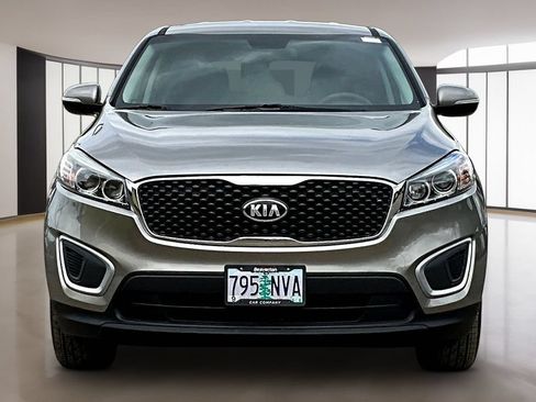 Used 2018 Kia Sorento L FWD image 5