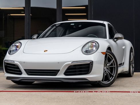 Certified 2018 Porsche 911 Carrera T RWD image 1