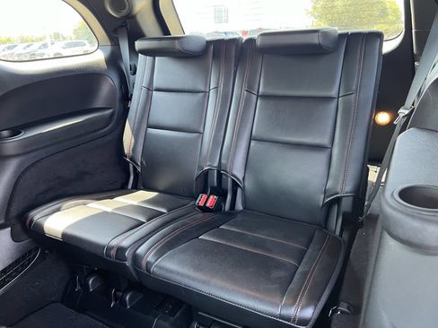 Used 2025 Dodge Durango GT AWD/4WD image 12