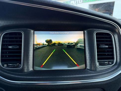 Used 2018 Dodge Charger R/T w/ Navigation & Travel Group image 29