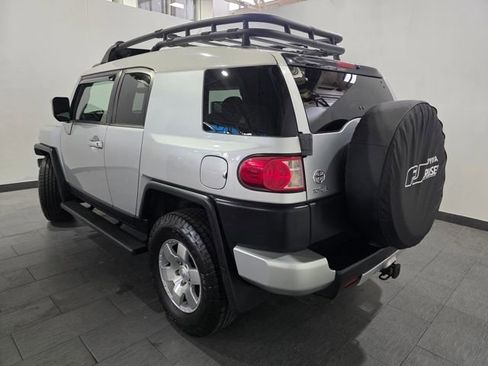 Used 2008 Toyota FJ Cruiser 4WD image 3