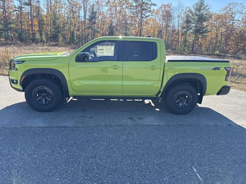 New 2026 Nissan Frontier PRO-4X w/ Pro-4x Convenience Package image 2